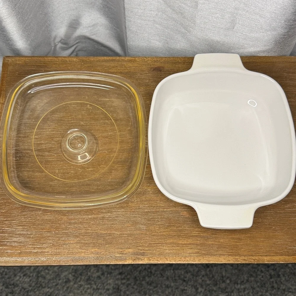 Corningware Spice of Life Collection 1 QT Centura Vegetable Band with Pyrex Lid